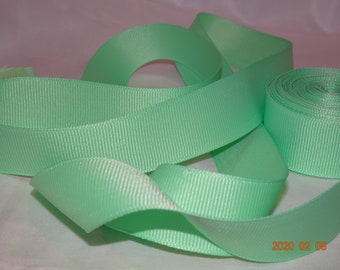 Ruban gros-grain vert menthe de 7/8 po.