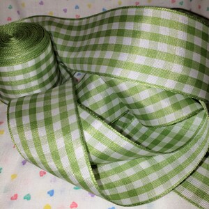 1 1/2 Mini Gingham With Center Stripe Wired Ribbon: Moss Green