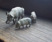 Antique pigs toy lead pigs hogs boar Victorian miniatures three little pigs Free shipping to USA