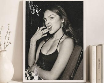 Olivia Rodrigo Poster ungerahmt, schwarz weiß Pop Star Wandkunst, Vintage Musikdruck, ästhetisches Schlafzimmerdekor, Fanraumgeschenk