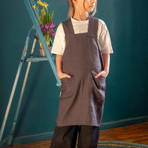 Kids linen apron Waldorf style apron