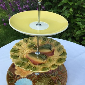 Dienstknecht - Display taart - 3 lagen taart met drie schappen - Vintage cake stand