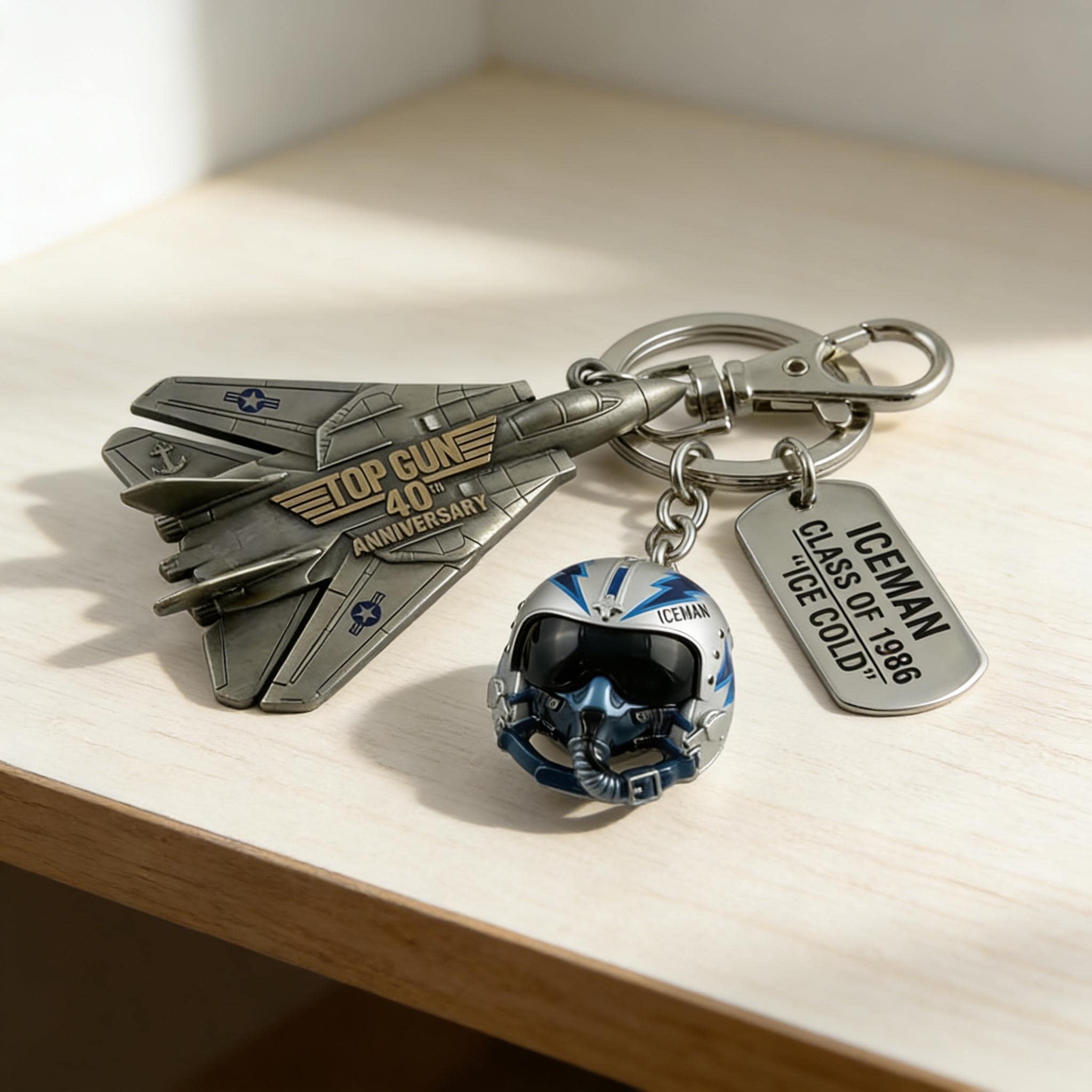 Top Gun 40th Anniversary Keychain, F-14 Tomcat Pilot Helmet Charm