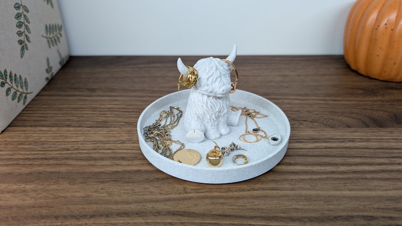 Schattig sieradenbakje Schotse hooglanders | Scottish Coo Ring Holder Organizer | Dierensieraad voor nachtkastje | Slaapkamerdecoratie | Cadeau voor haar afbeelding 5