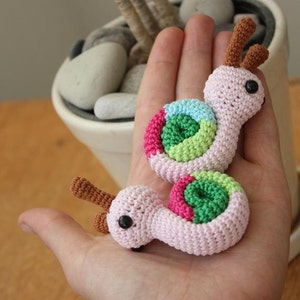 Fun Snail Pattern: Colorful Crochet Toy | Amigurumi Tutorial | Printable PDF | In English & French