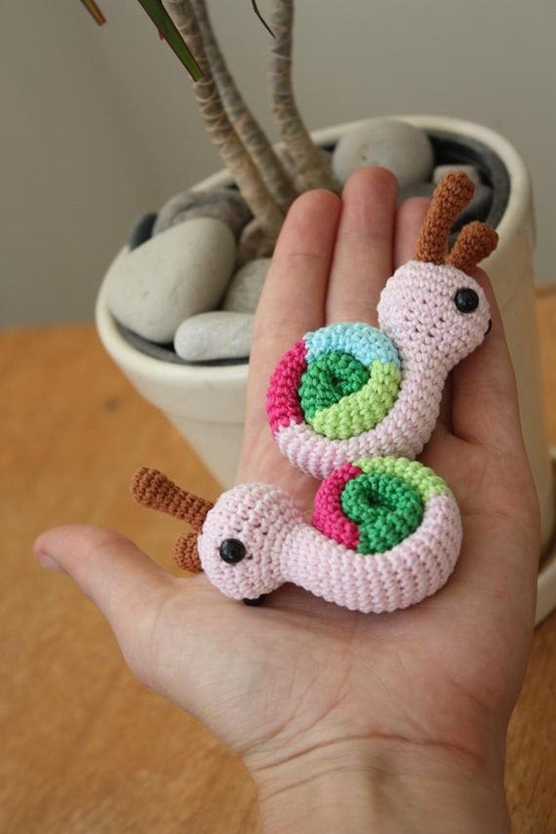 Fun Snail PATTERN, Colorful Crochet Toy, Amigurumi Tutorial, Printable PDF, In English, in French, Printable image 10