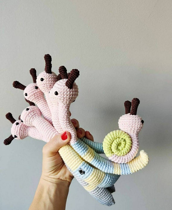 Fun Snail PATTERN, Colorful Crochet Toy, Amigurumi Tutorial, Printable PDF, In English & French, With Photos