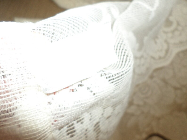 Off WhiteCremeLACE PanelsJC PENNYPairVintageScalloped EdgeOff White