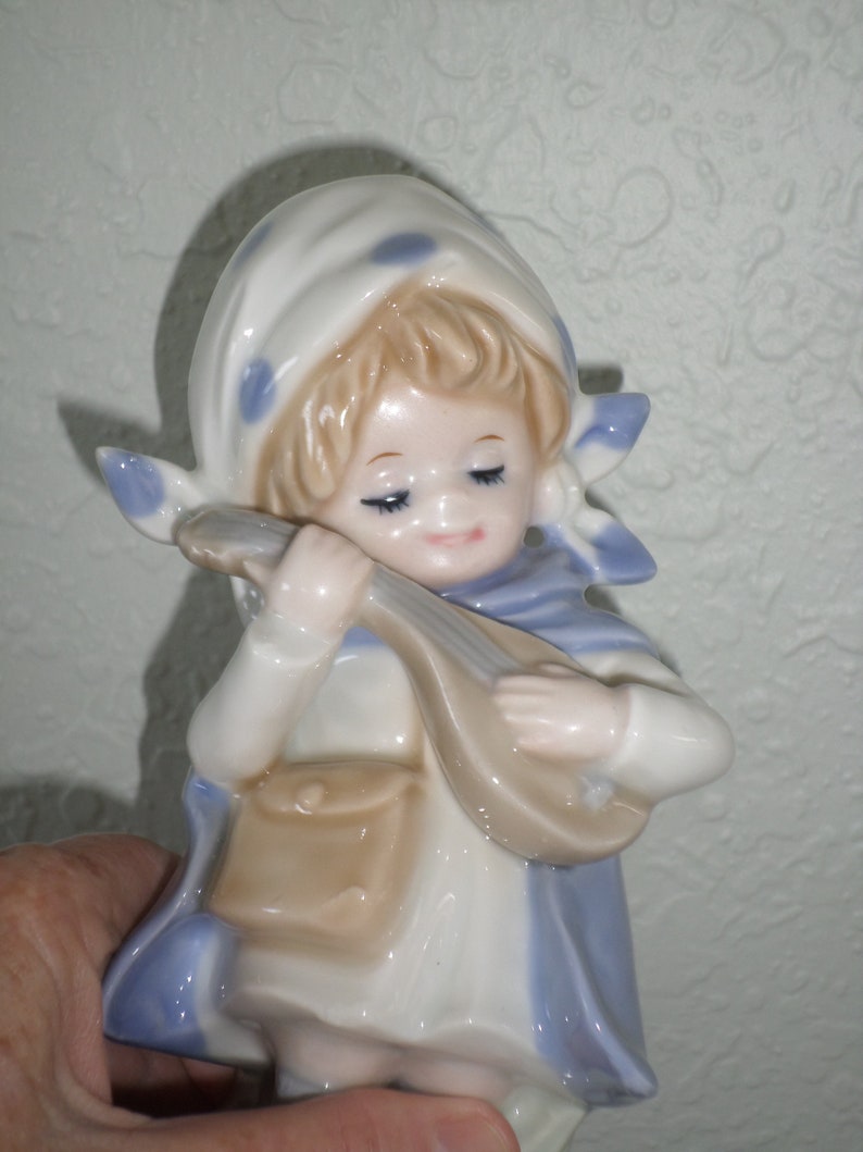 Pair Kids with MUSICAL INSTRUMENTS7 TallHand PaintedVintageBoy GirlViolinMandolinGuitarBlueGreyLlardro Like