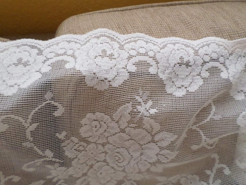 Off WhiteCremeLACE PanelsJC PENNYPairVintageScalloped EdgeOff White