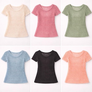 Può includere: Sei top all'uncinetto a maniche corte in vari colori: crema, rosa, verde, blu, nero e pesca. Ogni top presenta uno scollo rotondo e una silhouette leggermente svasata, con un design a trama aperta e strutturata.