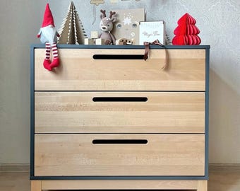 Cómoda infantil de eucalipto, cambiador de madera natural, muebles de bebé verde salvia, cómoda de 3 cajones, decoración bohemia para habitación infantil, tapa extraíble.
