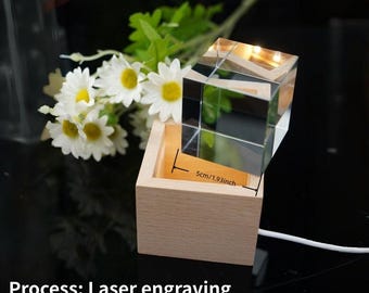 Lámpara de noche cuadrada personalizada con incrustaciones de cristal / grabada con láser, impresa a color / caja de regalo con base de madera maciza