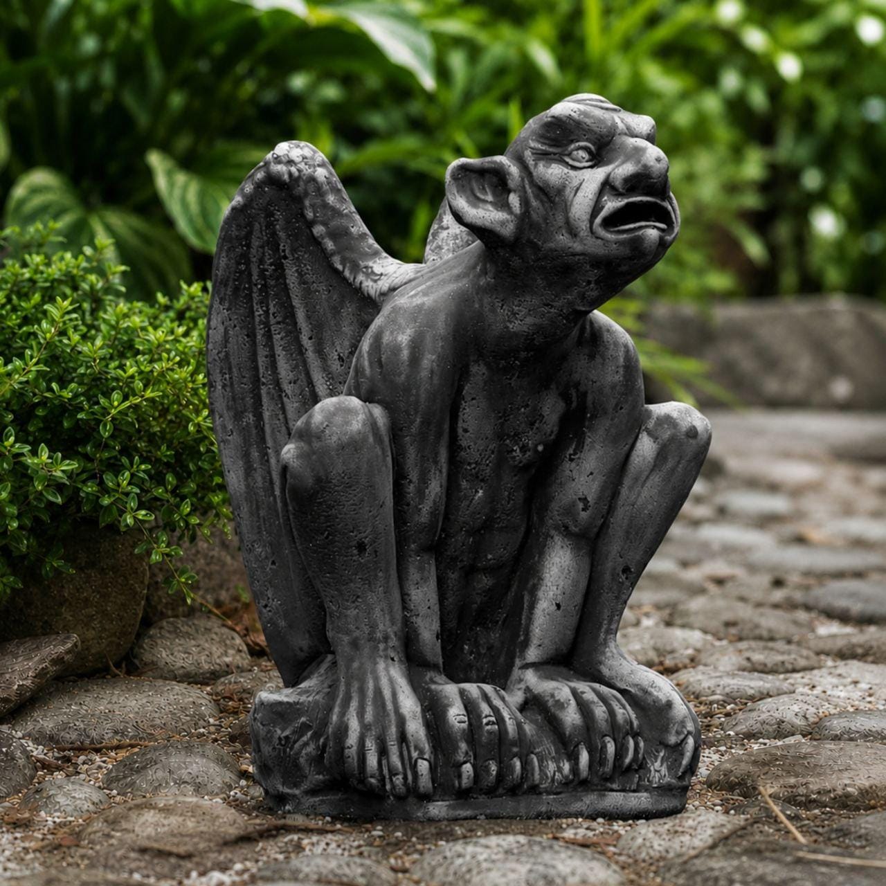 Stone gargoyle - Etsy 日本