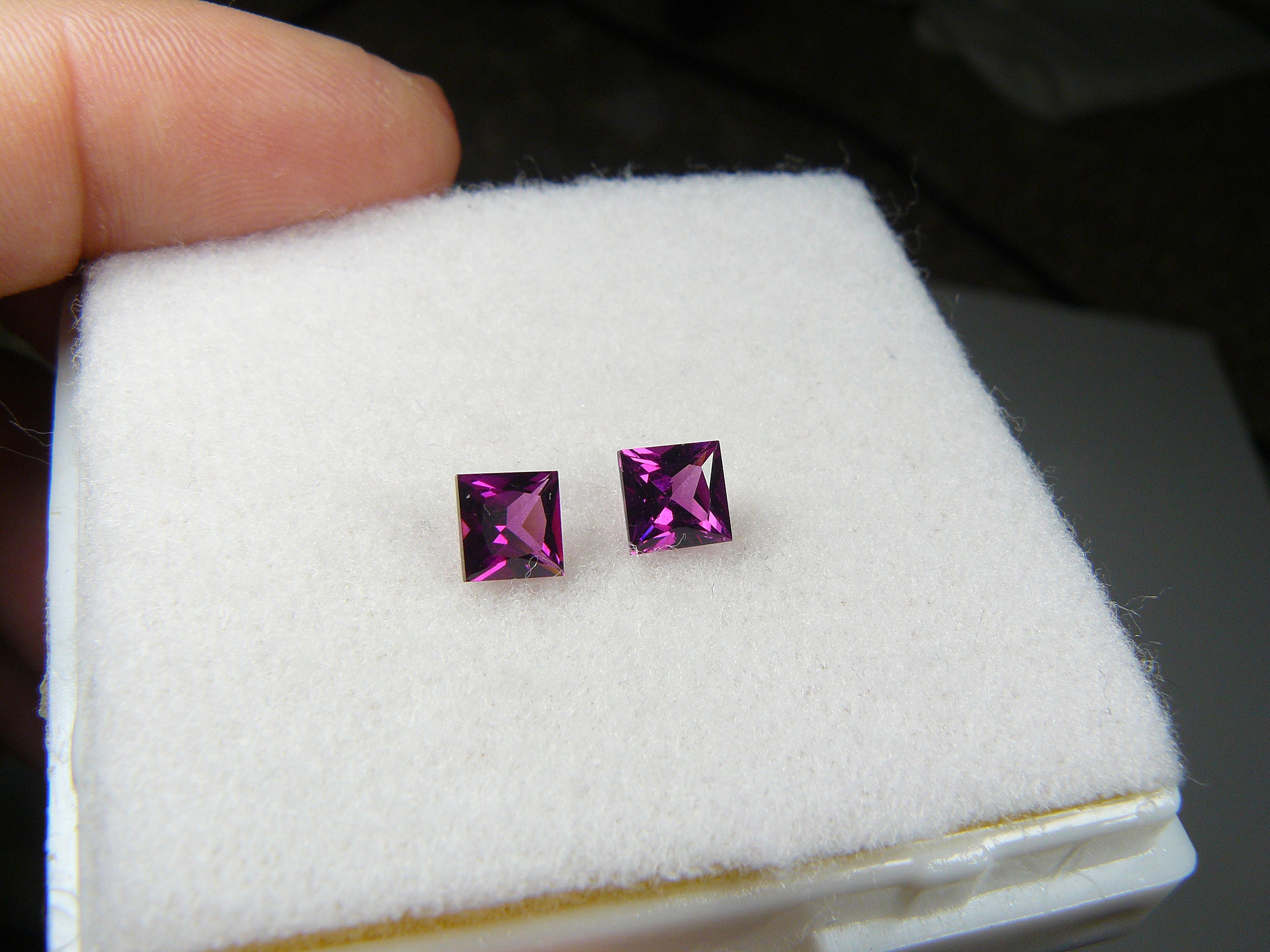 2.42ct Purple grape Garnet Pair of Princess Cut Gemstones - Etsy