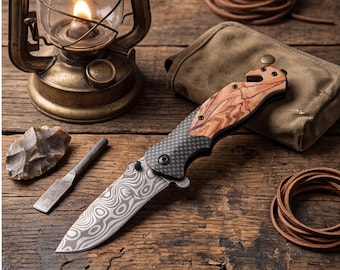 Damascus Pattern Pocket Knife Folding Hunting Knife Fathers Day Gift for Dad Camping Survival Gear Modern EDC Tactical Blade Stainless Steel