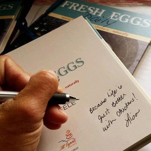 Signed Copy FRESH EGGS DAILY: Raising Happy Healthy Chickens ... Naturally. Chicken Keeping Book by Lisa Steele image 7