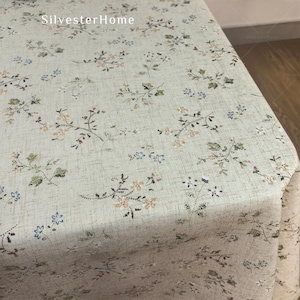 Frans linnen tafelkleed met landelijke bloemen - rechthoek, vierkant; Op maat gemaakt handgemaakt tafelkleed