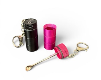 Llavero dispensador de viaje de aluminio de NUEVO DISEÑO: Para especias, edulcorantes o suplementos con cuchara extensible.