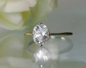 Aangepaste ovale verlovingsring, ovale witgouden ring, ovale solitaire ring, Herkimer diamanten ring, 14k gouden solitaire ring, diamant alternatief,