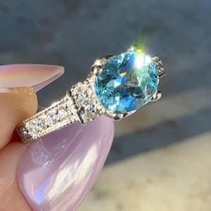 March Birthday, March Birthstone, Aquamarine Ring, Halo Ring, Aquamarine, Blue Gemstone Ring, Unique Ring, Promise Ring, Birthstone Ring