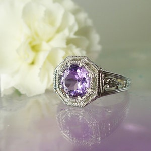 Amethyst Ring, Amethyst Sterling Ring, February Birthstone Ring, Amethyst Silver Ring, Antique Style Ring, Purple Gemstone, Amethyst