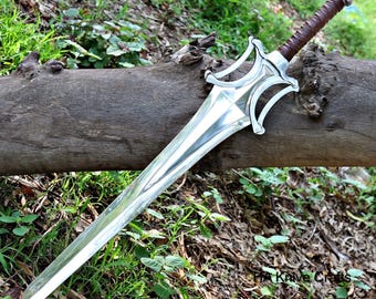 Fantasy Power Sword – Classic Animated Hero Style – Collectible Sword Prop
