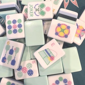 LIMITED EDITION Mint PICKLEBALL American Mahjong 160 Engraved/Acrylic tiles + Bag