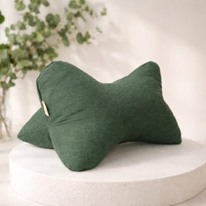 Leseknochen aus Leinen - ergonomisches Nackenkissen zum Lesen auf Sofa und Bett / 16 Farben/ Geschenk für Leserinnen, Geschenkidee Frau