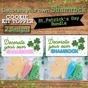 Può includere: Un kit di biscotti per San Patrizio con due design. Il kit include biscotti a forma di quadrifoglio, sac à poche rosa e verdi e zuccherini. Il testo sulla confezione recita "Decora il tuo quadrifoglio".
