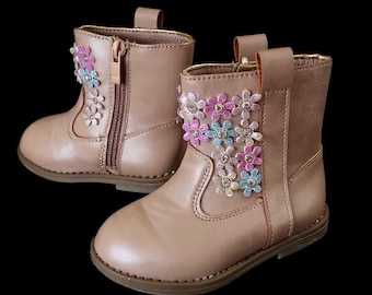 Children’s Laura Ashley Boots Size 7