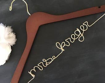 Gruccia da sposa personalizzata: gruccia per abito da sposa in filo d'oro
