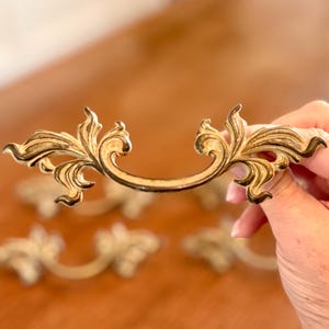 Maniglia per cassetto vintage Belwith in ottone stile provenzale francese / Foro da 3" - Ferramenta di ricambio 1751