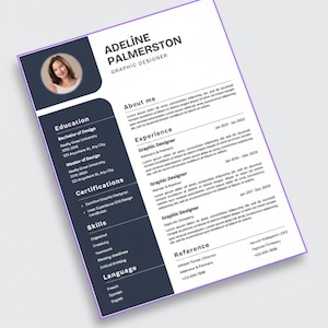 Op de afbeelding: Een professionele cv-sjabloon voor een grafisch ontwerper, met een foto, onderwijs, ervaring en vaardigheden. Het cv heeft een modern ontwerp met een donkerblauw en wit kleurenschema. De tekst "ADELINE PALMERSTON GRAPHIC DESIGNER" staat bovenaan.