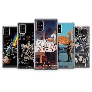 Può includere: Cinque custodie per telefono con illustrazioni di album dei Pink Floyd. I design includono il prisma di Dark Side of the Moon, i membri della band e la scena industriale di Animals. Ogni custodia ha un bordo trasparente.