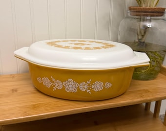Vintage 10" Gold Cinderella Butterfly Casserole Dish With Lid