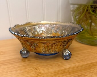 5.5" Fenton Panther 3 Footed Berry Bowl Blue / Marigold