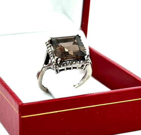 Sterling Silver Quartz Statement Ring Size 6.5 - image 2