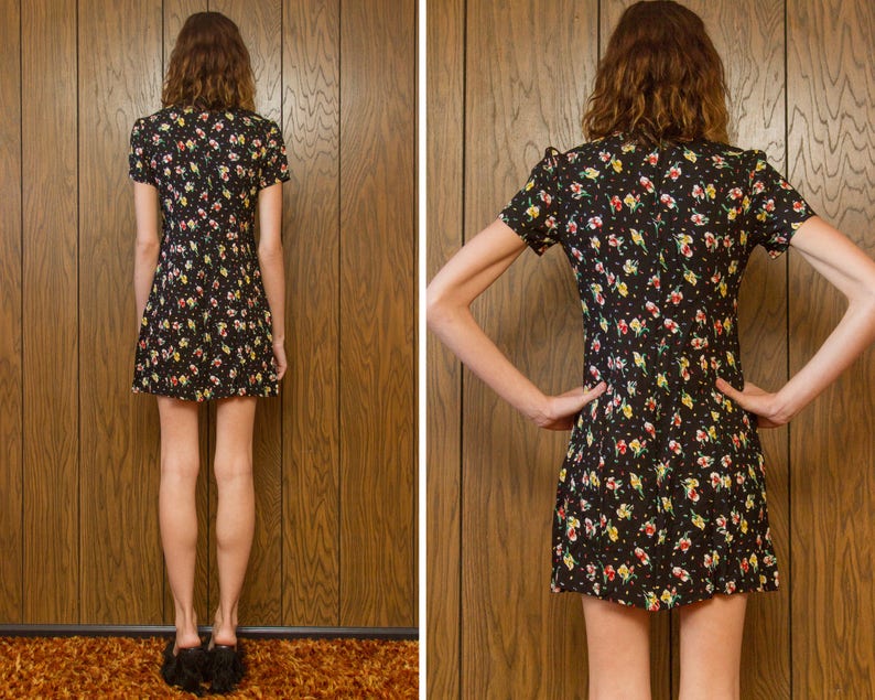 Vintage 90s Jessica Howard Primary Color Red Blue Black White Yellow Flower Dot Leaf Floral Print Short Sleeve Mini Baby Doll Dress XS S