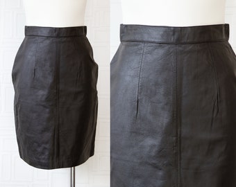 Vintage 80s 90s Genuine Black Pelle Club Leather Lined High Waist Back Zip Button Fitted Pin Up Rocker Knee Length Wiggle Pencil Skirt S M