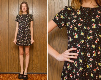 Vintage 90s Jessica Howard Primary Color Red Blue Black White Yellow Flower Dot Leaf Floral Print Short Sleeve Mini Baby Doll Dress XS S