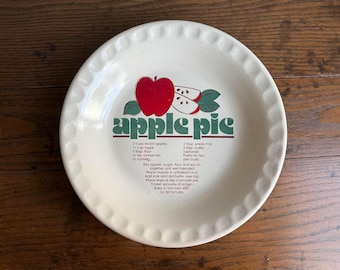 Vintage Mount Clemens Pottery Apple Pie Plate