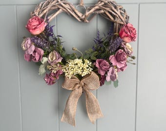 Mini Heart Wreath, Mini Bouquet Door Decor, Boho Style Wicker (20cm)