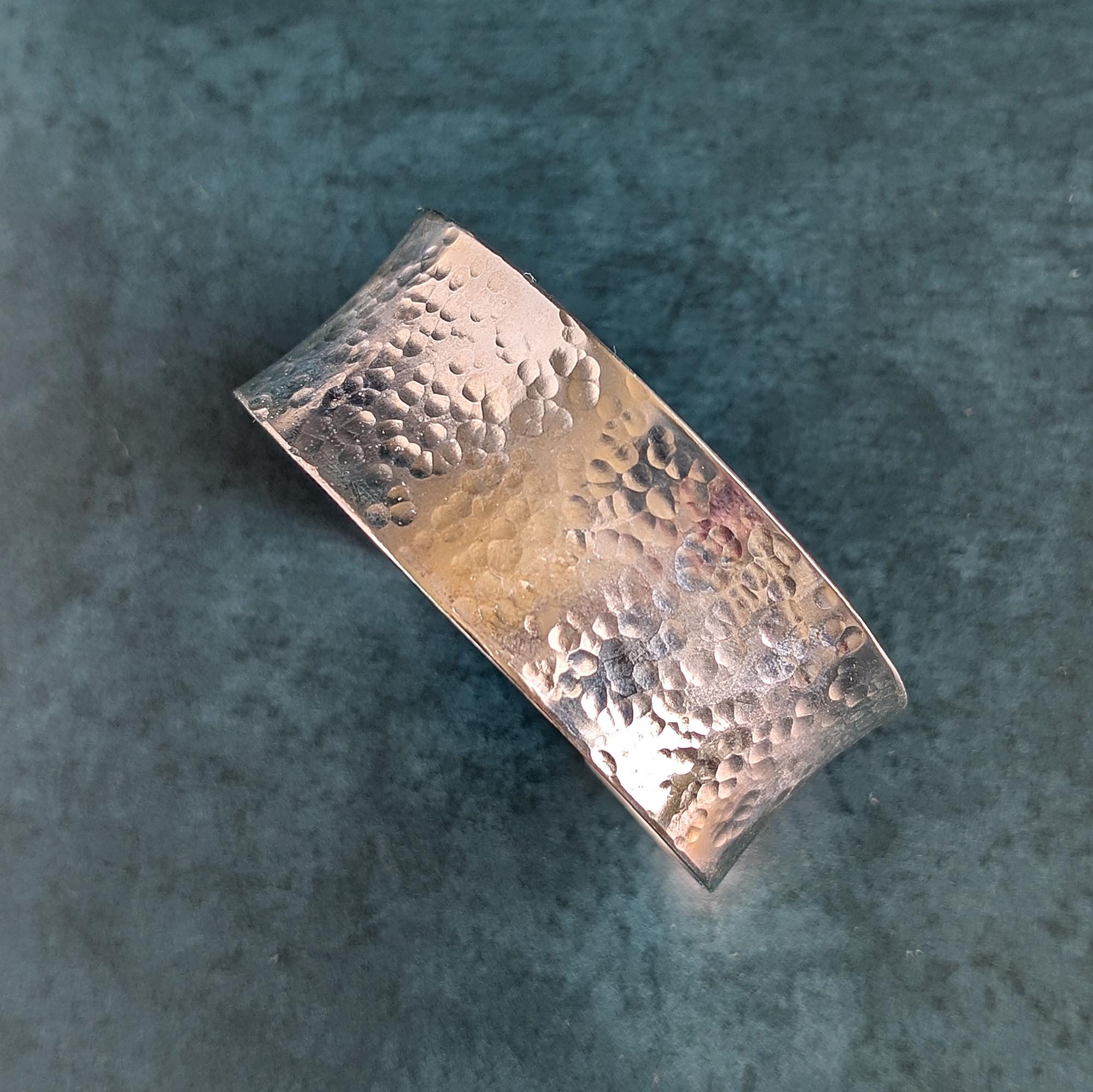 アクセサリー DOUBLE RL STERLING SILVER Hammered Cuff RRL RALPH LAUREN Men's Hammered Sterling Silver Cuff Size L