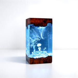 Coraline Jones Resin Wood Night Light, Spooky Movie Epoxy Diorama Lamp, Wooden LED Bedside Decor, Unique Handmade Night Light Gift