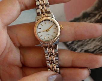 Vintage Sport Stainless Steel Women Watch, Minimal Classic Bracelet Wristwatch