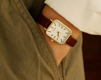 Vintage Leather Women’s Watch – Elegant Retro Wristwatch, Minimalist Classic Gift for Her