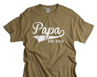 Gifts for Papa - New Father Gift - Papa est 2016 Shirt for Dads - Dad Tshirts