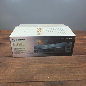 NOB Toshiba W-522 VCR Player Black Excellent 4-Head Hi-Fi Stereo Commercial Skip