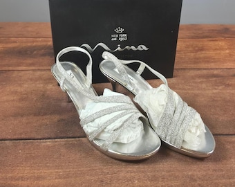 Nina Neely-YY Sandals Womens 9.5 Silver Good Glitter Slingback Kitten Heel